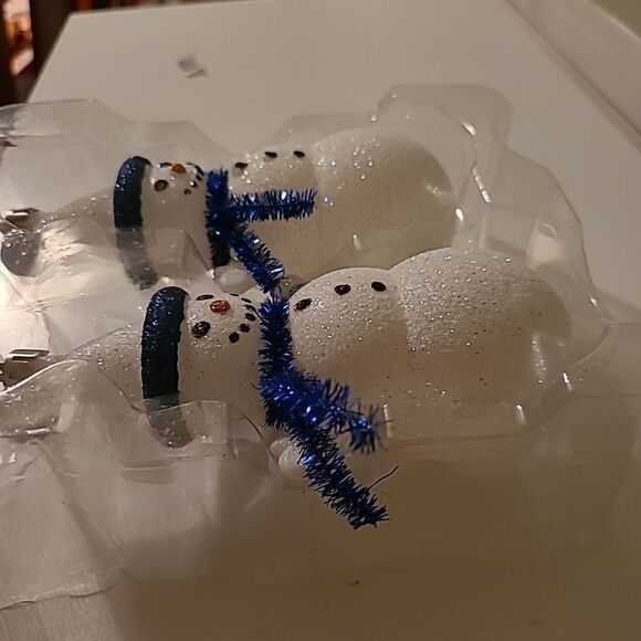 Set of Two Glittery Snowmen - Picture 3 of 6